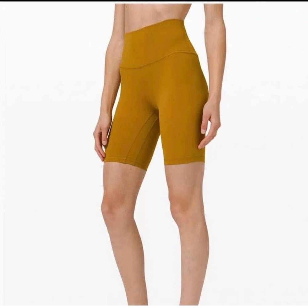 Lululemon HR Align 8” Size 6 GUC